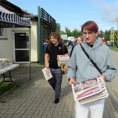 Przedstawiciele Nowej Lewicy w Nowym Mieście n/Pilicą [targowisko]